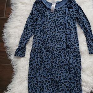 Carters size 5t dress